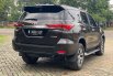 Toyota Fortuner 2.4 VRZ AT 2016 Coklat 5