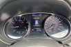 Nissan X-Trail 2.5 10
