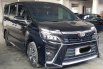 Toyota Voxy A/T ( Matic ) 2017 Hitam Km 32rban Mulus Siap Pakai Good Condition 2