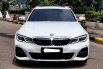 Km8rb BMW 320i Touring M Sport Wagon Facelift AT 2021 putih sunroof cash kredit proses bisa dibantu 1