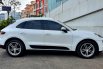 Km22rb Porsche Macan Turbo at 2014 putih pajak panjang cash kredit proses bisa dibantu ktp daerah bs 4