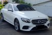 Km18rb Mercedes Benz E300 AMG Line (W213) CKD AT 2018 putih sunroof cash kredit proses bisa dibantu 2