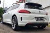 Volkswagen Scirocco 1.4 TSI R-Line Coupe Facelift Last Edition White on Black Pemakaian 2019 18