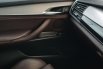 BMW X5 Xdrive 35i M Package AT 2014 White On Brown 12