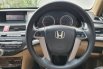 Honda Accord VTi-L AT 2008 Hitam 8