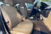 BMW 320i E90 2010 LCI Executive AT CKD Hitam 15