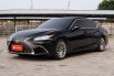 Jual mobil Lexus ES 300H Matic 2018 - Mobil mewah 6