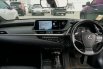 Jual mobil Lexus ES 300H Matic 2018 - Mobil mewah 13