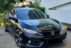Honda Civic 1.5 TC E CVT HB AT 2018 Hitam Mutiara 1