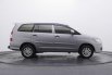 Toyota Kijang Innova E 2.0 2015 Silver 3