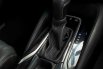 Toyota Corolla Altis 1.8 HYBRID TNGA AT Red on Black NIK 2019 6