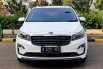 Kia Grand Sedona 2.2 CRDI Diesel Sunroof AT Facelift Putih 2018 5