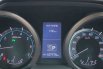 Toyota Land Cruiser PRADO TXL AT 4x4 Bensin 2011 5