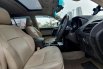 Toyota Land Cruiser Prado TXL 2.7 Bensin 4x4 AT Black on Beige 2010/2018  18