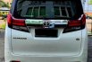 Toyota Alphard 2.5 G ATPM Pilotseat White on Beige 2017 4