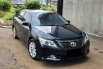 Toyota Camry V 2013 Hitam 2