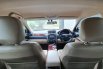 Toyota Camry V 2013 Hitam 11