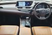 Lexus ES 300h Ultra Luxury 2019 putih km20rban cash kredit proses bisa dibantu 9
