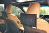 Lexus ES 300h Ultra Luxury 2019 putih km20rban cash kredit proses bisa dibantu 13