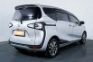 Toyota Sienta V MT 2018 6