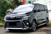 Toyota Voxy 2.0 A/T 2019 hitam km 33 rban sunroof cash kredit proses bisa dibantu 3