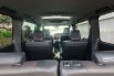 Toyota Voxy 2.0 A/T 2019 hitam km 33 rban sunroof cash kredit proses bisa dibantu 12