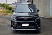 Toyota Voxy 2.0 A/T 2018 hitam km50rban sunroof cash kredit proses bisa dibantu 1