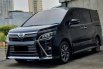 Toyota Voxy 2.0 A/T 2018 hitam km50rban sunroof cash kredit proses bisa dibantu 3