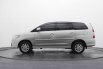Toyota Kijang Innova V A/T Gasoline 2014 8