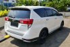 Promo Murah Bandung Toyota Kijang Innova V A/T Diesel 2019 Putih 3