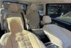 Mercedes-Benz V-Class V 260 2019 Hitam 8