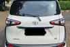 Toyota Sienta V 2019 MPV 9
