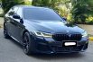 BMW 5 Series 530i M Sport 2023 hitam baru bisa langsung an pembeli cash kredit proses bisa dibantu 1