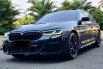 BMW 5 Series 530i M Sport 2023 hitam baru bisa langsung an pembeli cash kredit proses bisa dibantu 3