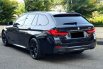 BMW 5 Series 530i M Sport 2023 hitam baru bisa langsung an pembeli cash kredit proses bisa dibantu 5