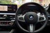 BMW 5 Series 530i M Sport 2023 hitam baru bisa langsung an pembeli cash kredit proses bisa dibantu 17