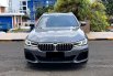 BMW 5 Series 530i M Sport 2022 wagon abu km 4 ribuan pajak panjang cash kredit proses bisa dibantu 2