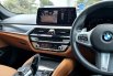 BMW 5 Series 530i M Sport 2022 wagon abu km 4 ribuan pajak panjang cash kredit proses bisa dibantu 11