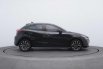 Mazda 2 R 2015 Hatchback 3