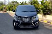 Hyundai H-1 Elegance 2018 hitam bensin km31ribuan cash kredit proses bisa dibantu 2