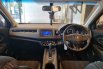 Honda HR-V 1.5L E CVT 2017 Hitam 3