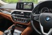 BMW 520i Luxury Line CKD AT 2018 Black On Brown 15