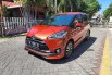 Toyota Sienta Q CVT 2016 Orange matic 1