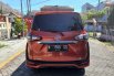 Toyota Sienta Q CVT 2016 Orange matic 5