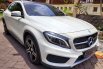 Mercedes-Benz GLA 200 Gasoline 2015 Putih 10