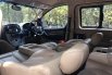 Hyundai H-1 Royale Diesel at 2018 Hitam 8
