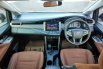 Toyota Kijang Innova V A/T Diesel 2016 Abu-abu 7