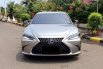 KM15rb! Lexus ES300 Hybrid Ultra Luxury Facelift At 2022 Sonic Titanium 2