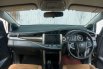 Toyota Kijang Innova V 2.4 A/T Diesel 2019 4