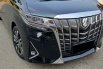 Toyota Alphard 2.5 X 2018 At Hitam 4